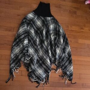 Ralph Lauren Womens Black and White Plaid Fringe Poncho
